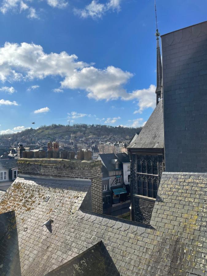 Le Loft Du Homard Bleu - Entre Ciel Et Mer - Free Parking 500M Honfleur Eksteriør billede
